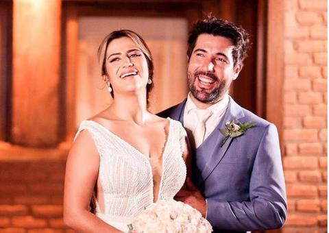 Filha de Leonardo revela crise no casamento com Sandro Pedroso