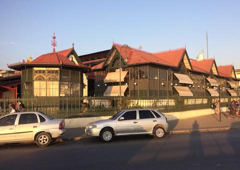 Mercado Adolpho Lisboa é tema de livro lançado na fesPIM em Manaus