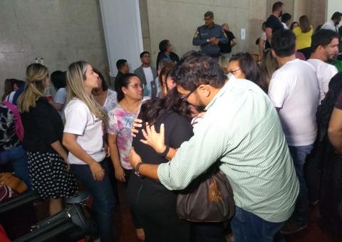 Viúva de advogado morto no Porão do Alemão chora ao ouvir sentença de Sotero: 'eu só perdi'