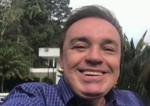 Trio é detido suspeito de furtar celulares no enterro de Gugu Liberato 