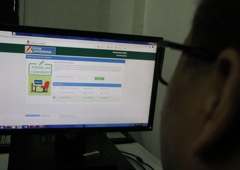 Inscrições para mais de 17 mil vagas no Bolsa Universidade terminam hoje em Manaus