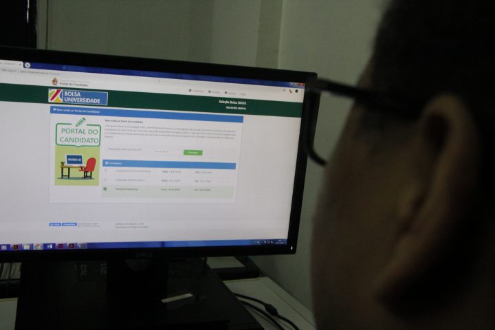 Inscrições para mais de 17 mil vagas no Bolsa Universidade terminam hoje em Manaus