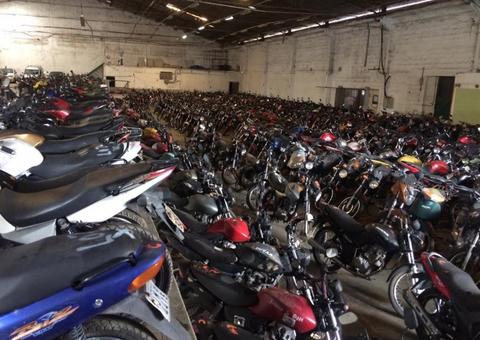 Mais de 600 veículos são oferecidos no último leilão de 2019 do Detran Amazonas