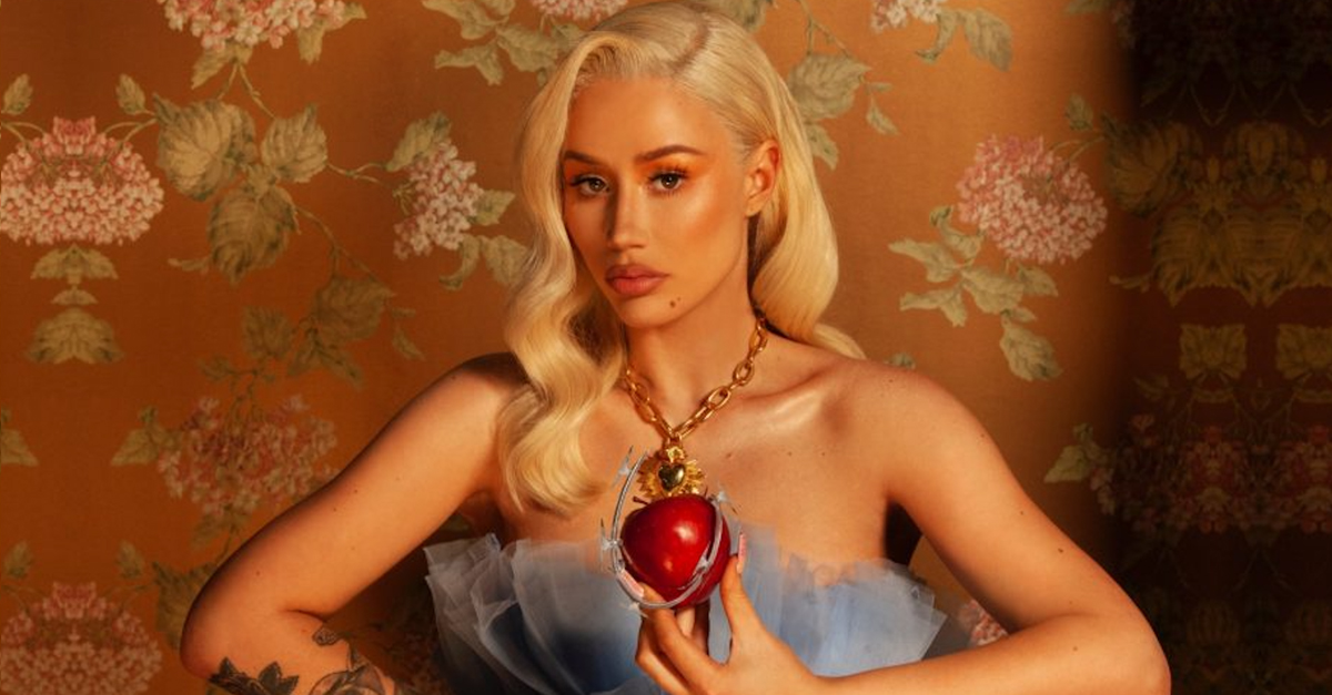 Iggy Azalea lança EP 'Wicked Lips’ com participação de Pabllo Vittar; Ouça  