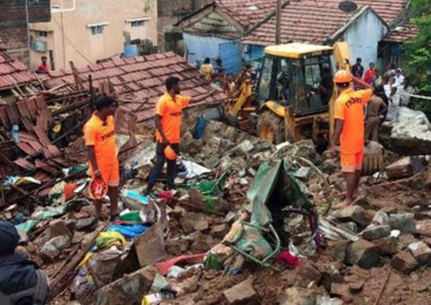 Muro desaba e deixa 17 mortos no sul da Índia