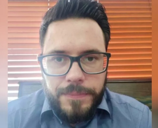 Analista de TI desaparece ao ser engolido por tromba d'água na frente da namorada