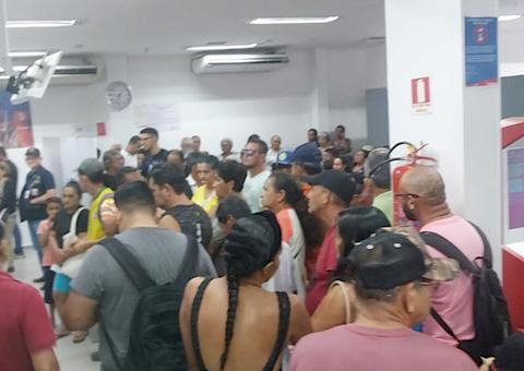 Agências do Bradesco são multadas por descumprimento da Lei das Filas no Amazonas
