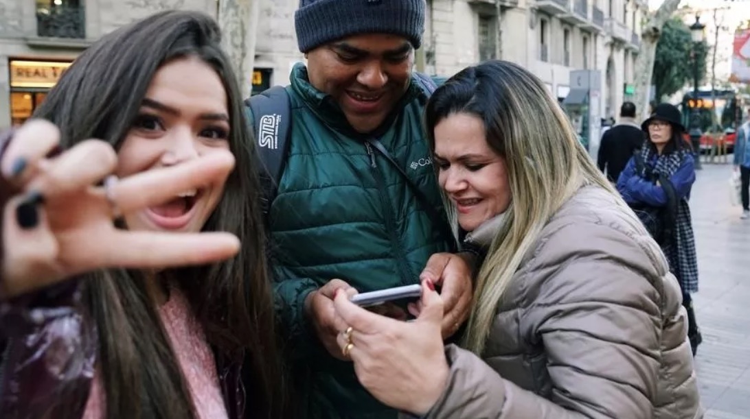Maisa desabafa sobre racismo sofrido pelo seu pai: 'passamos por muita coisa'