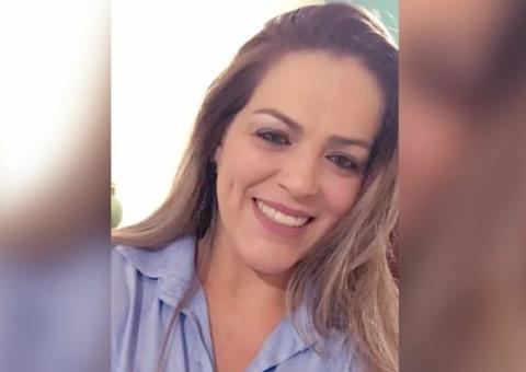 Homem mata companheira a facadas em supermercado e depois se suicida