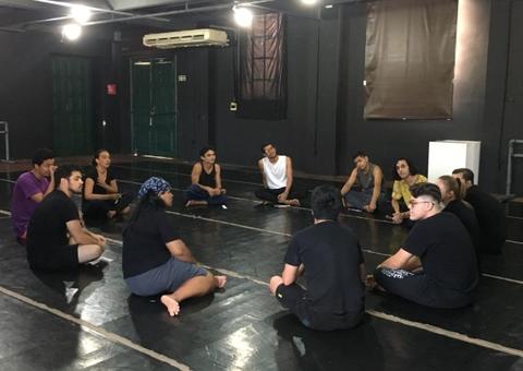 Oficinas de Interpretação Teatral com Diogo Ramon estão com inscrições abertas