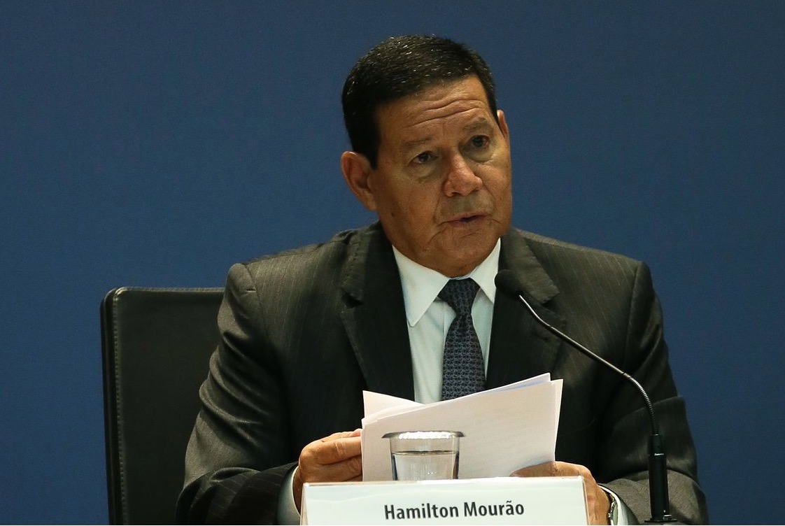 Hamilton Mourão vai receber Título de Cidadão do Amazonas na próxima semana 
