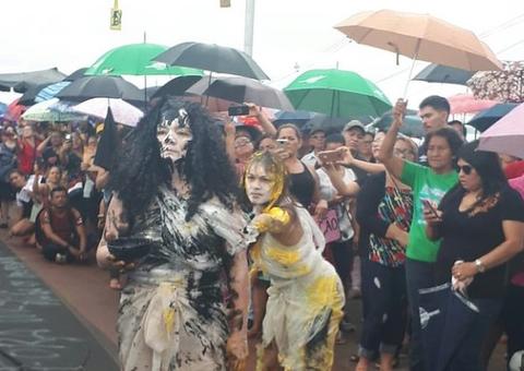 Projeto promove oficinas cênicas gratuitas e intervenções artísticas em Manaus