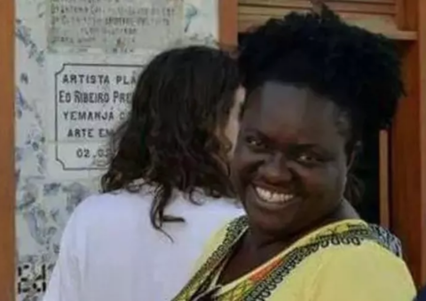 Aluno chama professora de 'macaca' em rede social