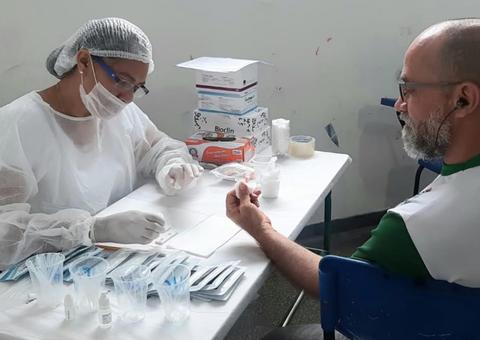 Mais de 2 mil pessoas são atendidas com serviços gratuitos em Manaus