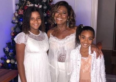 ‘Renascendo’, declara Gloria Maria sobre cirurgia no cérebro