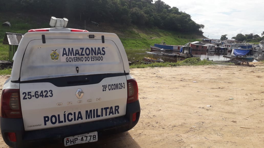 Homem se joga no Rio Negro e desaparece durante perseguição policial em Manaus