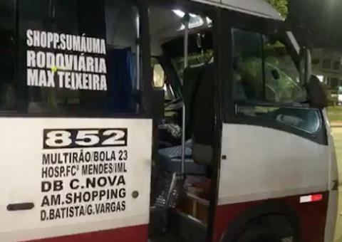 Assaltantes espancam e ameaçam de morte passageiros de coletivo em Manaus