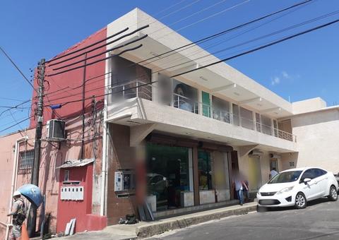 Gato de energia em prédio com pet shop termina com um preso em Manaus 