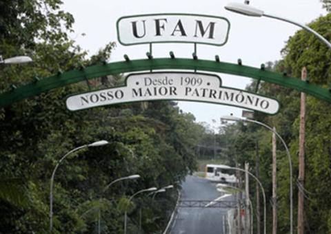 Governo anuncia versão digital de diplomas com custo 80% menor