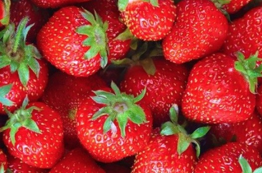 9 formas eficientes de clarear os dentes sem sair de casa