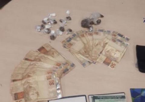 Integrante de facção criminosa é preso com drogas escondidas em árvore no Amazonas