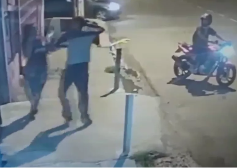 Em Manaus, suspeito de atirar contra vítima para roubar celular é preso; VEJA VÍDEO