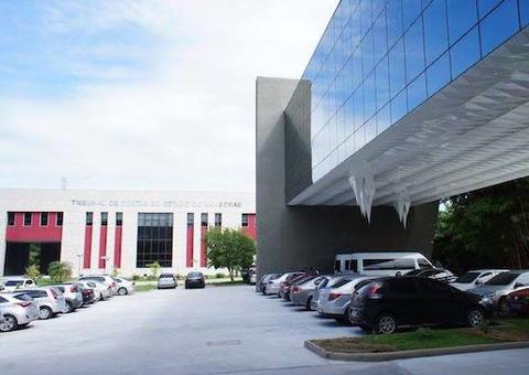 TCE Amazonas reprova contas da Seinfra e multa ex-secretária em R$ 16,4 milhões