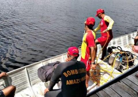 Embarcação naufraga no Amazonas 