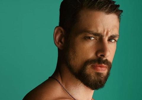 Cauã Reymond tem vídeo íntimo no banheiro exposto por Tirullipa