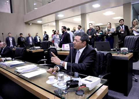 Deputado do Amazonas quer processar Porta dos Fundos por especial de natal na Netflix