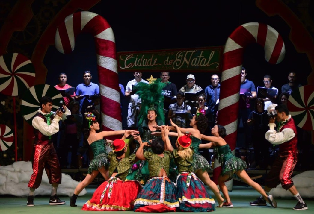  Espetáculo 'A Caixa Mágica do Natal' estreia no Teatro Amazonas nesta terça