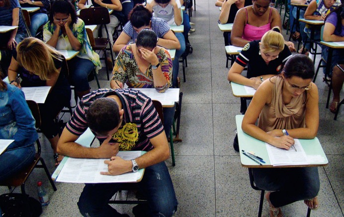 Prefeitura abre edital de concurso com 137 vagas e salários de até 10 mil no Amazonas