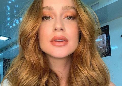 Marina Ruy Barbosa leva 'mão boba' do marido em foto durante noitada