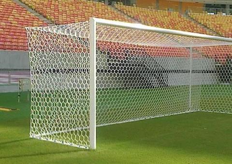 CBF pode fazer jogos do Brasileirão às 11h, decide TST