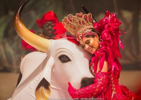Boi Garantido se pronuncia após acidente com sinhazinha da fazenda