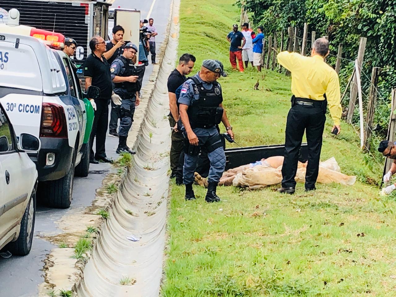 Torturado e com cabeça perfurada, homem é achado morto em saco em Manaus