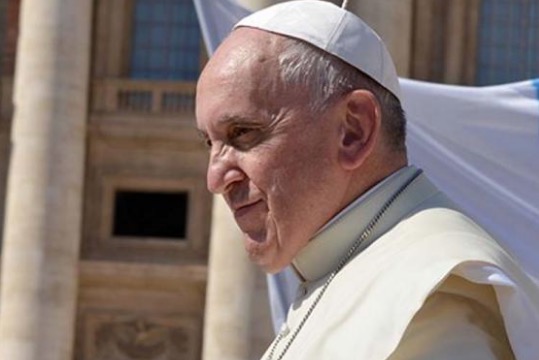 Papa abole segredo pontifício para casos de abusos por padres