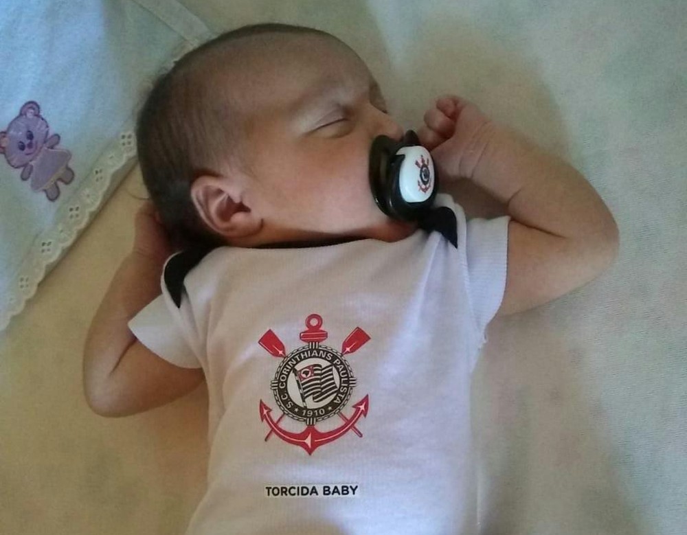 Apaixonados pelo Corinthians, casal registra filha com nome inusitado em homenagem ao time 
