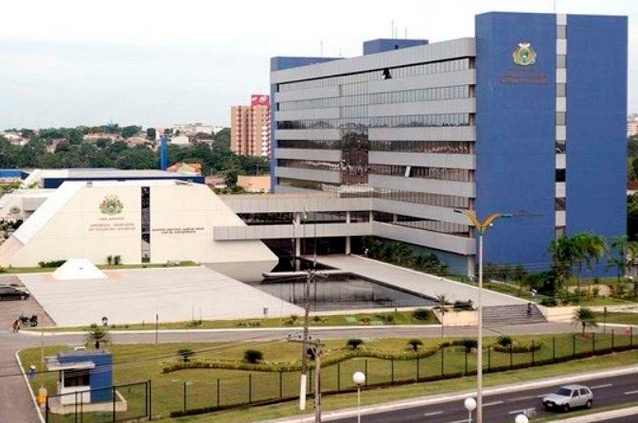 Em Manaus, Aleam instala posto para emissão de 1ª e 2ª vias de RGs 