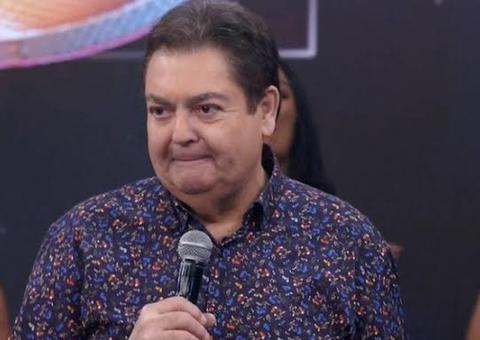 Faustão compra tríplex e ostenta com dez banheiros e vinte garagens 