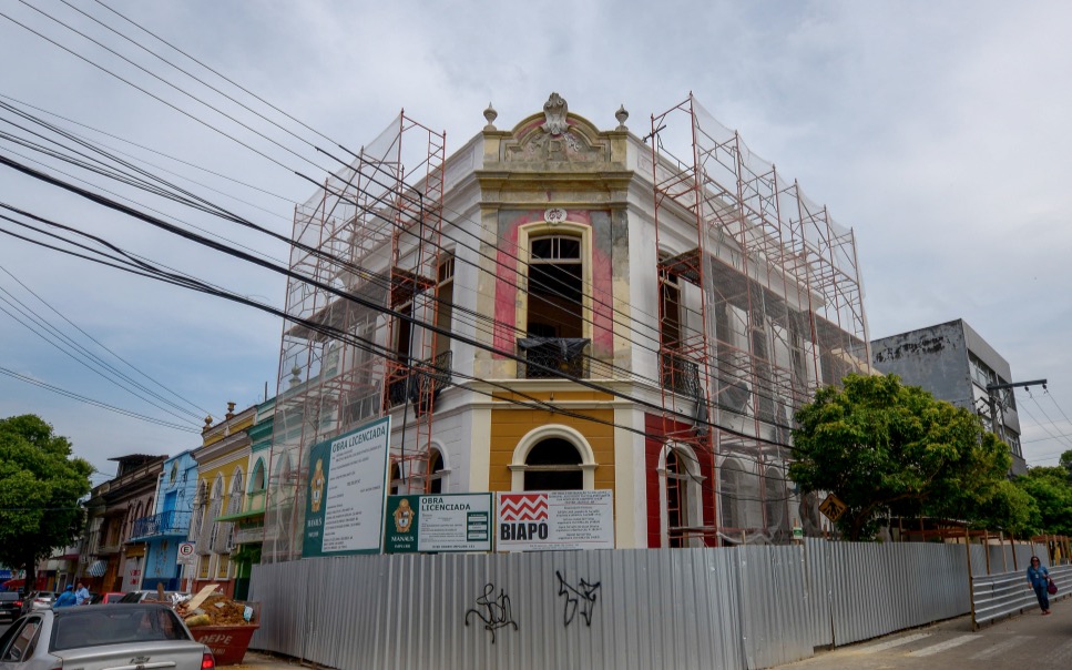 Obra da Biblioteca Municipal chega a 70% e entrega está prevista para fevereiro de 2020