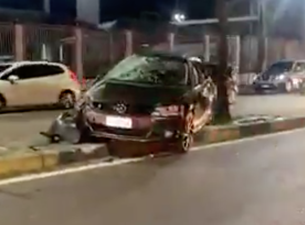 Motorista atropela dois moradores de rua em Manaus