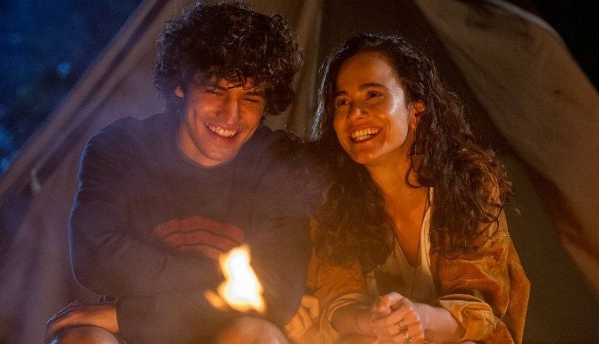 Eduardo e Mônica: Filme inspirado na música de Legião Urbana ganha primeiro trailer