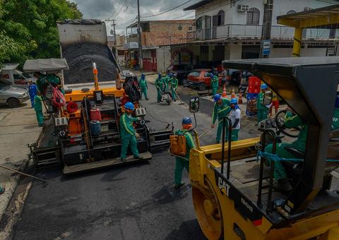Recuperação de camada asfáltica chega à zona Norte de Manaus