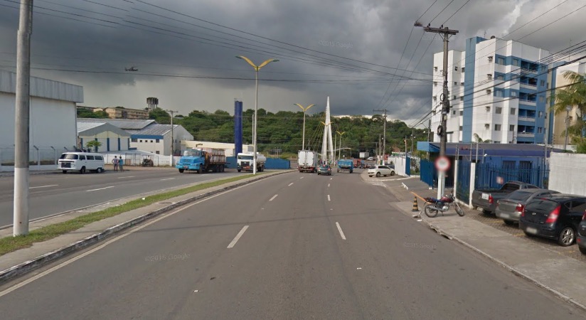 Em Manaus, casal aponta arma na cabeça de mototaxista e mulher se dá mal