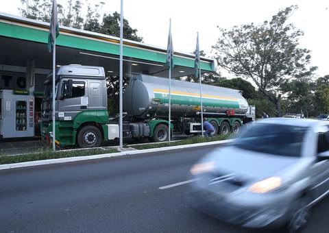 Brasil terá aplicativo para acompanhar preços nos postos de combustíveis