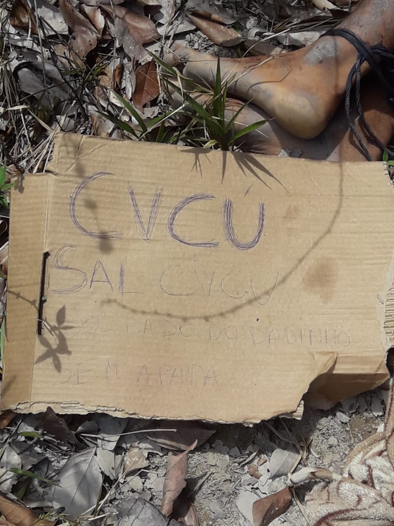 Corpo de homem é encontrado sem cabeça e com bilhete de facção em Manaus 