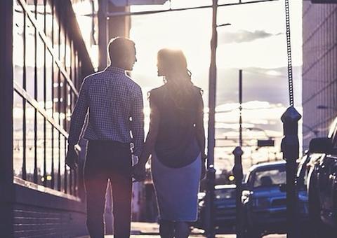 Atenção solteiros: Saiba qual melhor mês para arranjar namorada (o), segundo estudo