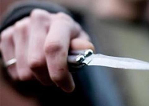 Por vingança, irmãos matam homem a facadas em bar de Manaus