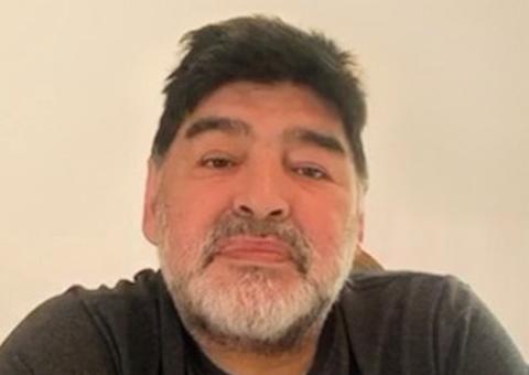 “Fui raptado por OVNIS”, diz Diego Maradona em entrevista